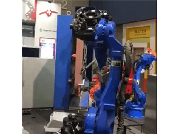 自動拋光機器人